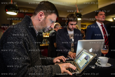 Gdansk. Oliwa. Restauracja Classic. Druga tura wyborow...