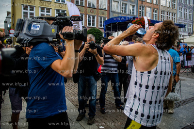 Gdańsk. XXII Energa Maraton Solidarności. Nz zdobywca...