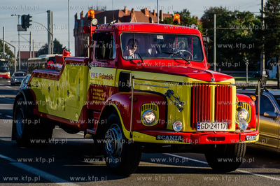 Gdańsk. Parada samochodów cieżarowych marki Scania,...
