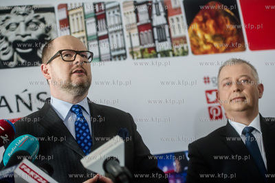 Gdańsk. Urząd Miasta. Konferencja prasowa na której...