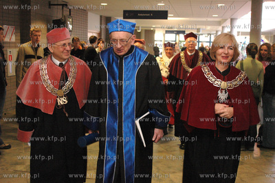 Nadanie tytulu doktora honoris causa Uniwersytetu Gdanskiego...