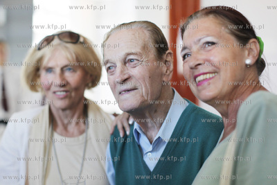 Uroczyste wreczenie Frankowi Walickiemu Zlotego Medalu...