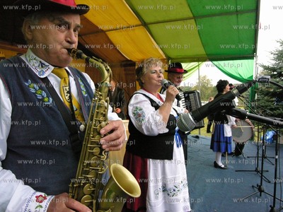 Karzniczka k/Slupska VI Swieto Ziemniaka. nz. kapela...
