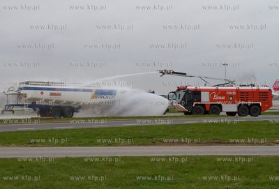 Gdansk Airport. Oficjalne przekazanie do uzytku lotniczego...