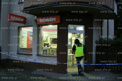 Wejherowo. Napad na punkt, w ktorym sprzedawane za...