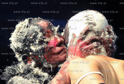 Centrum Swietego Jana Gdansk. Metropolia jest OK. Teatr...