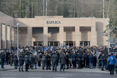 Rodzina, przyjaciele, znajomi, wspolpracownicy - setki...