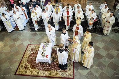 Msza Święta Krzyżma w Wielki Czwartek w Bazylice...