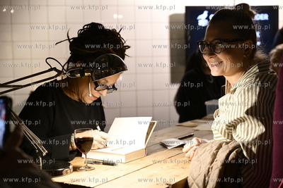 Theater De Regentes w Hadze.Spotkanie z Olgą Tokarczuk...