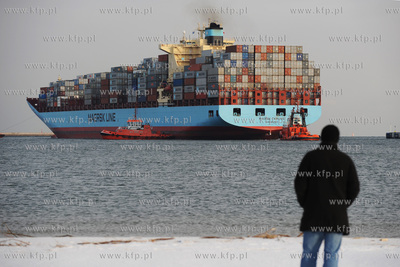 Do terminala kontenerowego DCT GDANSK S.A. wplynal...