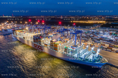 Do DCT Gdańsk zawinął największy kontenerowiec...