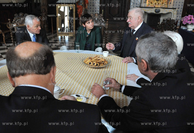 Gdansk, Dwor Artusa. Janina Ochojska, szefowa Polskiej...