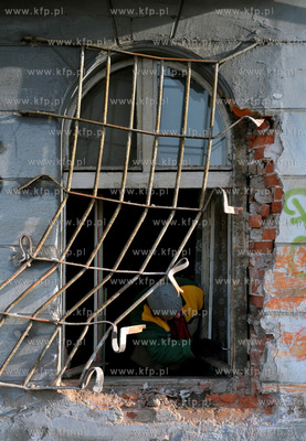 Ok. godz. 8:00, tramwaj nr 7, jadacy w kierunku Nowego...