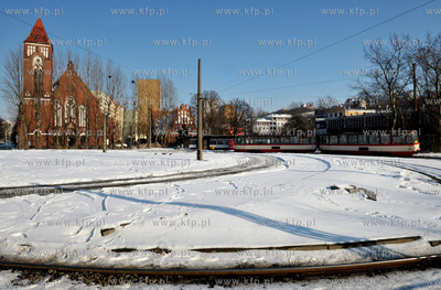 Petla tramwajowa na Siedacach przy kosciele pw. sw....