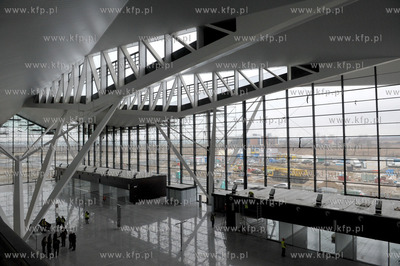 Gdansk, Rebiechowo. Prace wykonczeniowe terminala T2...