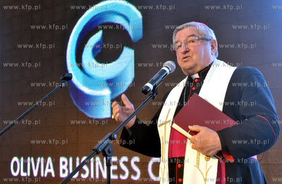 Uroczyste poswiecenie i wmurowanie kamienia wegielnego...