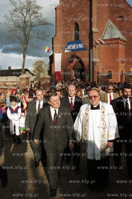 Wizyta prezydenta Lecha Walesy w Sierakowicach na Kaszubach...