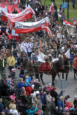 Gdanska Parada Niepodleglosci na ul. Podwale Staromiejskie....