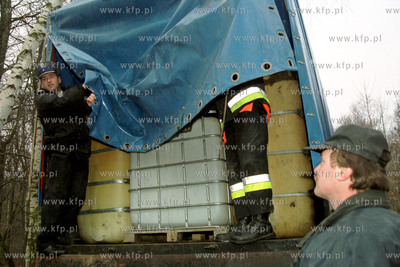Proba kradziezy paliwa z rurociagu pomiedzy Portem...
