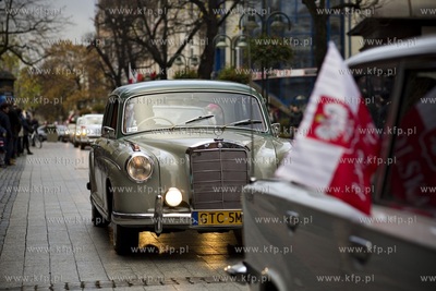 Sopot. Parada starych samochodów na Swięto Niepodleglosci.
11.11.2015
fot....