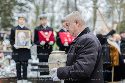 Gdańsk. Cmentarz Srebrzysko. Pogrzeb prof. Andrzeja...