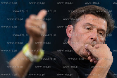 FPFF 2026. Spotkanie z twórcami filmu Przez ścianę....