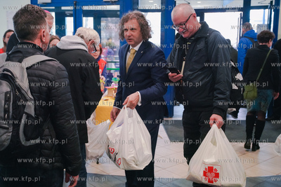 Sopot. Hala 100-lecia. Śniadanie wielkanocne dla potrzebujących...