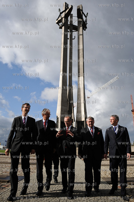 Gdansk. Plac Solidarnosci. Wizyta Komitetu Stalych...