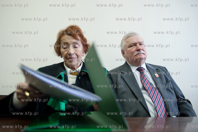Gdansk. Sad Rejonowy. Sprawa z powodztwa Lecha Wałesy...