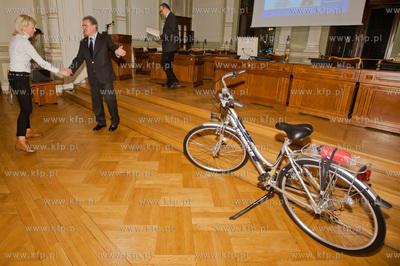 Gdansk. Sala Obrad Nowego Ratusza. Wreczenie nagrod...