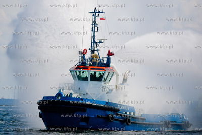 Gdynia. Swieto Morza. Pokaz dzialan antyterrorystycznych...