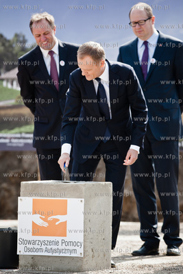 Gdansk. Uroczystosc wmurowania kamienia wegielnego...