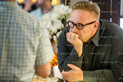 Gdansk. Galeria Bursztynu B&G. Formacja Niezywych Schabuff...