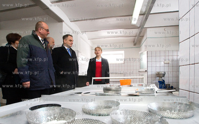 Wicepremier Waldemar Pawlak odwiedzil Bytów. Nz. wizyta...