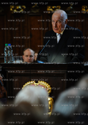 Gdansk. Dwor Artusa. Wreczenie Medali sw. Wojciecha...