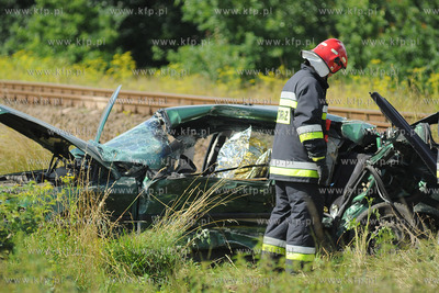 Smiertelny wypadek na przejezdzie kolejowym w Redzie...