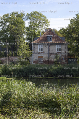 Gdansk - ulica Olszynska 37. Na zdjeciu Dwor Olszynski...