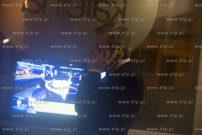 Wieczor wyborczy w sztabie kandydata na prezydenta...