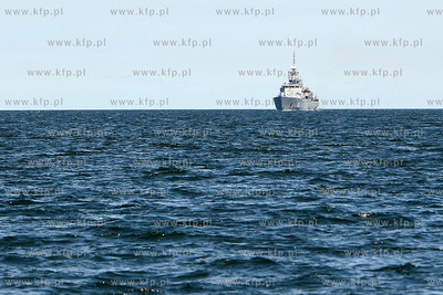 Gdynia. Miedzynarodowe manewry Baltops 2015 organizowane...
