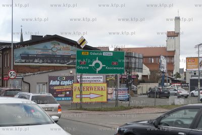 Sylwester. Sprzedaż fajerwerków w Chwaszczynie -...