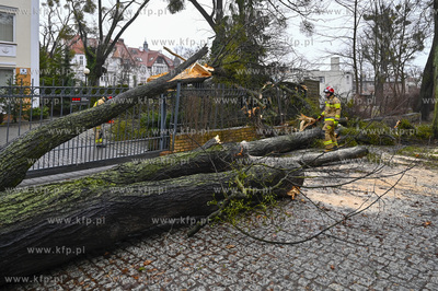 Sopot. Ulica T. Kosciuszki przy kosciele Gwiazda Morza....