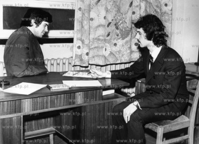 Sesja egzaminacyjna na wyzszej uczelni. 02.1973 Fot....