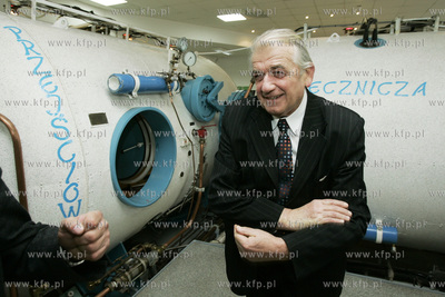 Akademia Medyczna Gdansk, Instytut Medycyny Tropikalnej,...