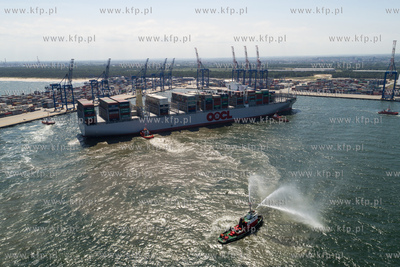 Do DCT Gdańsk zawinął największy kontenerowiec...