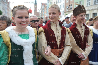 Uroczysta parada z okazji Swieta Miasta. Wjazd krola...