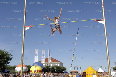 Molo w Sopocie - konkurs skokow "Tyczka na molo" ....