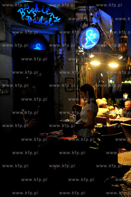 Sopot. ul. Bohaterow Monte Cassino popularny Monciak...