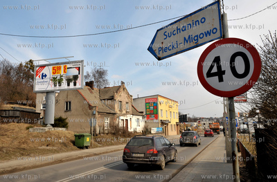 Ulica Kartuska w Gdansku przed skrzyzowaniem z ul....