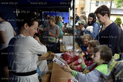 Dni Sąsiadów. Festyn przy parafii Miłosierdzia Bożego...