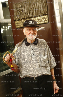 Gdynia. Teatr Muzyczny. Benefis Franciszka Walickiego...